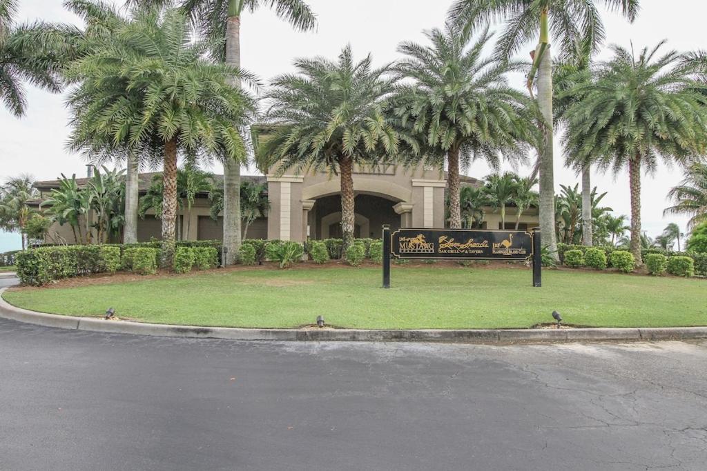 Free Golf! Stay, Play, Work From Luxury 2Bdr Plus Den 1St Floor Villa In Lely Golf Resort North North Naples Esterno foto